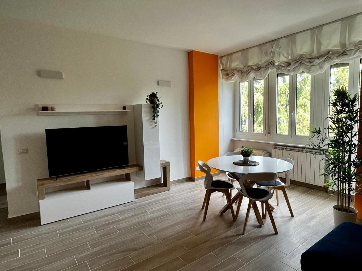 The Bright Place: Wide And Modern Condo Apartment In 밀라노 외부 사진